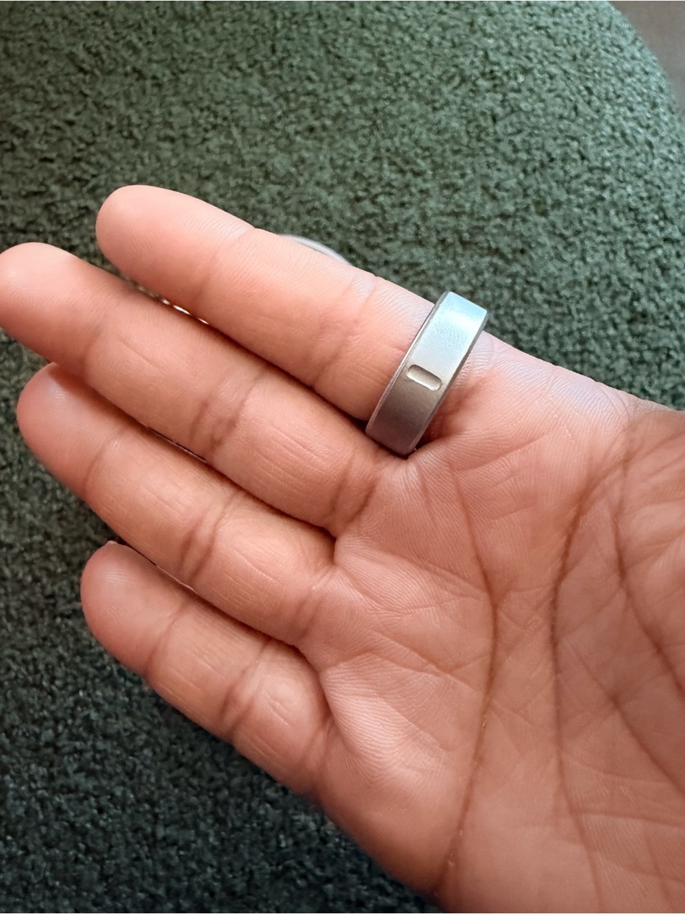 Oura Ring Gen 4 -Brushed Silver Size 11 - Picture 4 of 6